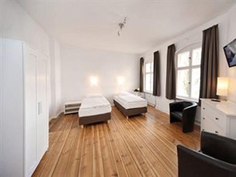 Old Town Apartment Greifswalder Strasse برلين المظهر الخارجي الصورة